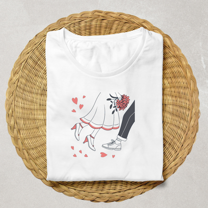 T-shirt décoré avec illustration de chaussures de mariage