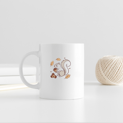Mug avec écureuil gourmand aux nuances pastel pour un look automnal chaleureux