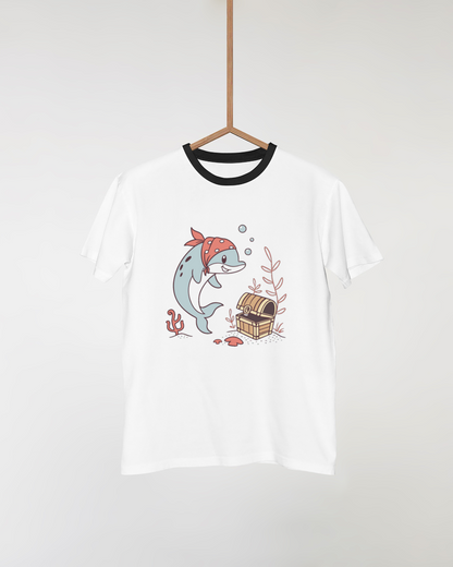 T-shirt animé avec dauphin pirate trésor style kawaii pour aventure marine
