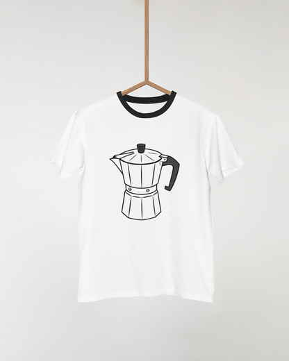 T-shirt avec une cafetière stylisée en doodle thème quotidien
