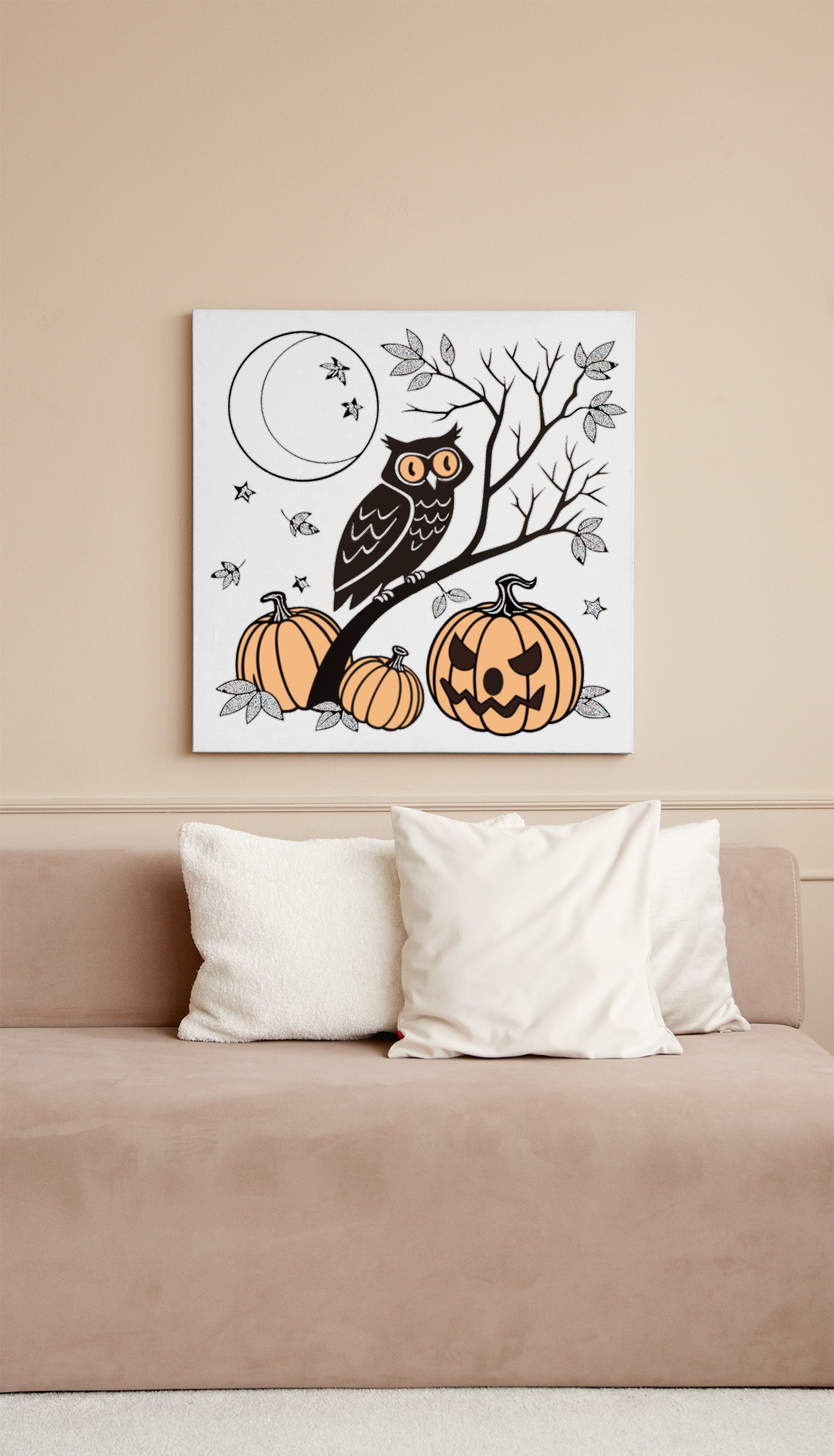 Cadre avec hibou mystérieux posé sur une citrouille pour Halloween