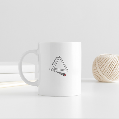 Mug décoré d'un triangle musical minimaliste pour une touche éducative élégante
