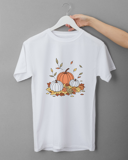 T-shirt saisonnier avec citrouille aérienne en doodle stylisé