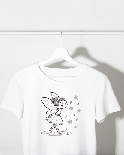 T-shirt avec fée sous une pluie d'étoiles, style conte de fées enchanteur