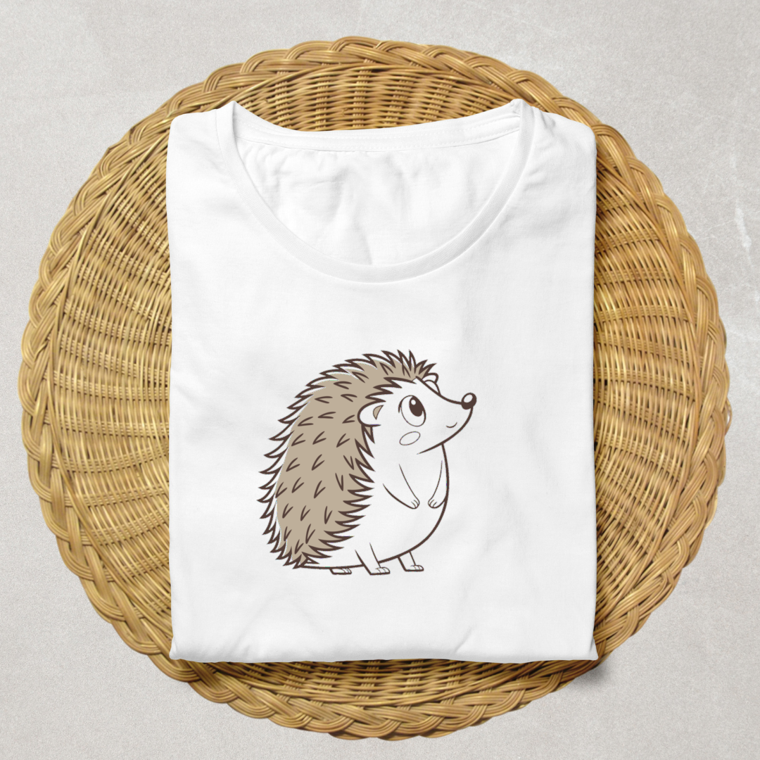 T-shirt avec hérisson curieux amusant dans un style forestier graphique