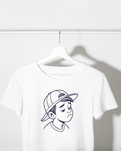 Graphisme Garçon Pensif sur t-shirt, style moderne et émotionnel, visuel unique