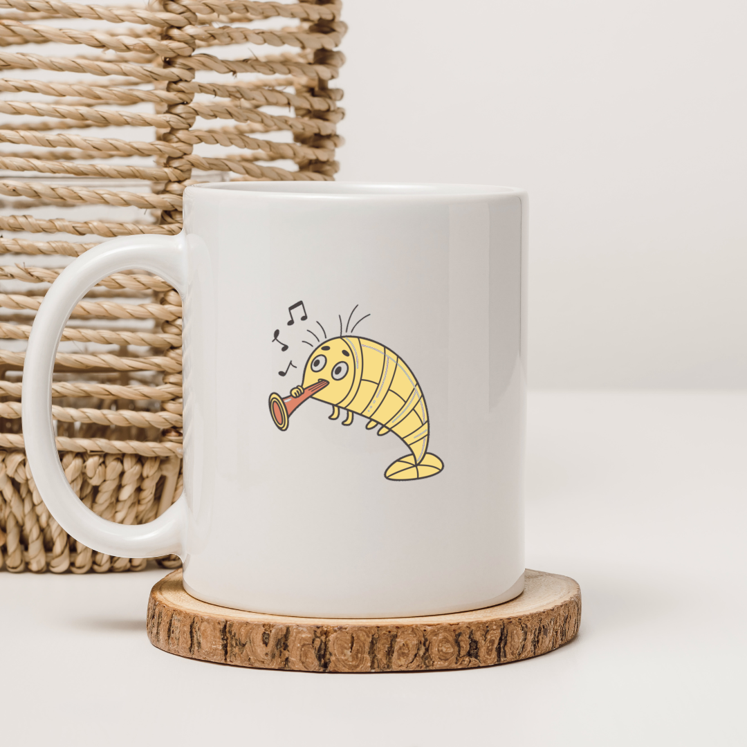 Mug avec une crevette musicienne en pleine performance artistique et amusante