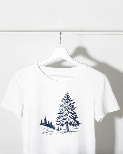 T-shirt avec motif sapin enneigé ambiance hivernale magique
