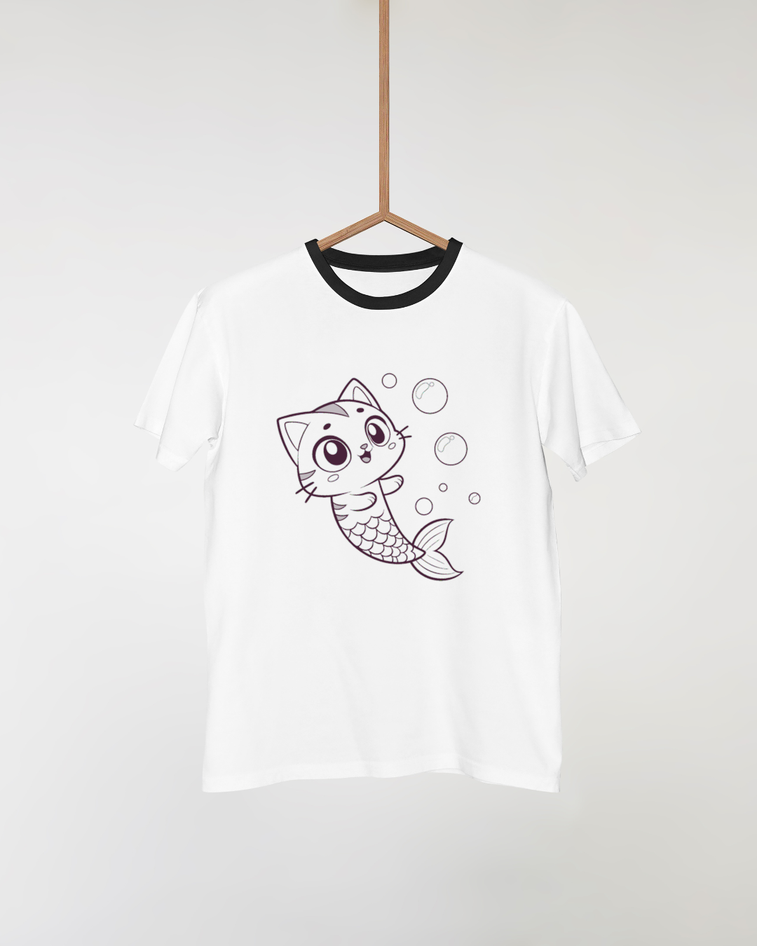 T-shirt avec chat sirène joyeux en design ludique et thème marin
