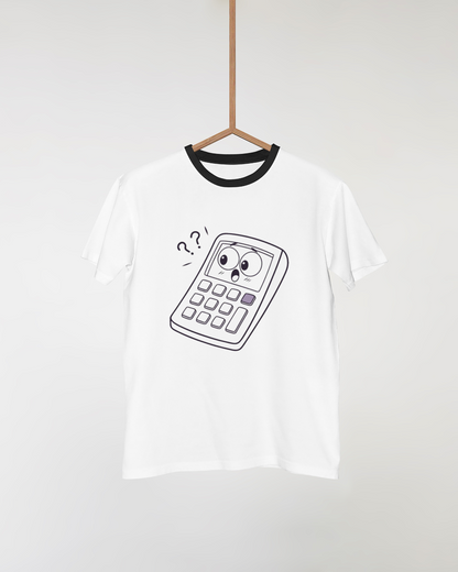 T-shirt avec dessin minimaliste de calculatrice étonnée, idéal pour les créateurs