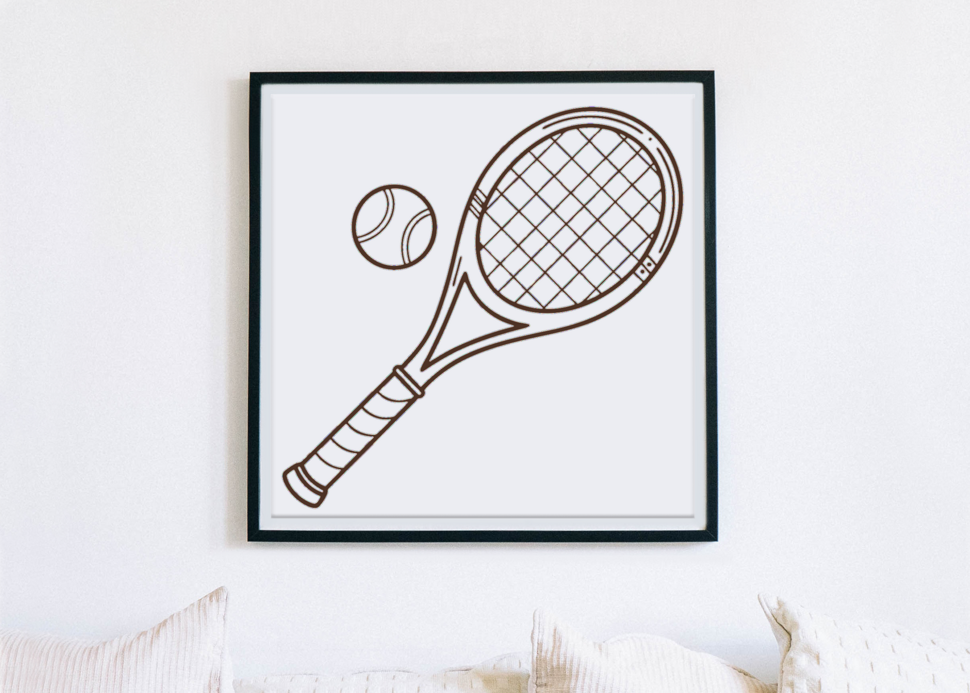 Cadre décoratif sportif avec une raquette de tennis reposant dans un style minimaliste