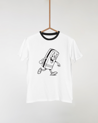 T-shirt amusant avec décoration numérique gomme joyeuse promène style minimaliste