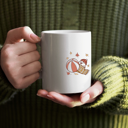 Mug affichant un écureuil joyeux et ballon dans un style minimaliste automnal
