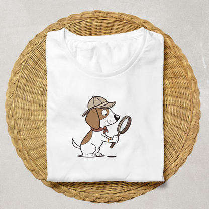 T-shirt amusant illustré d'un chien détective curieux dans un style aventureux