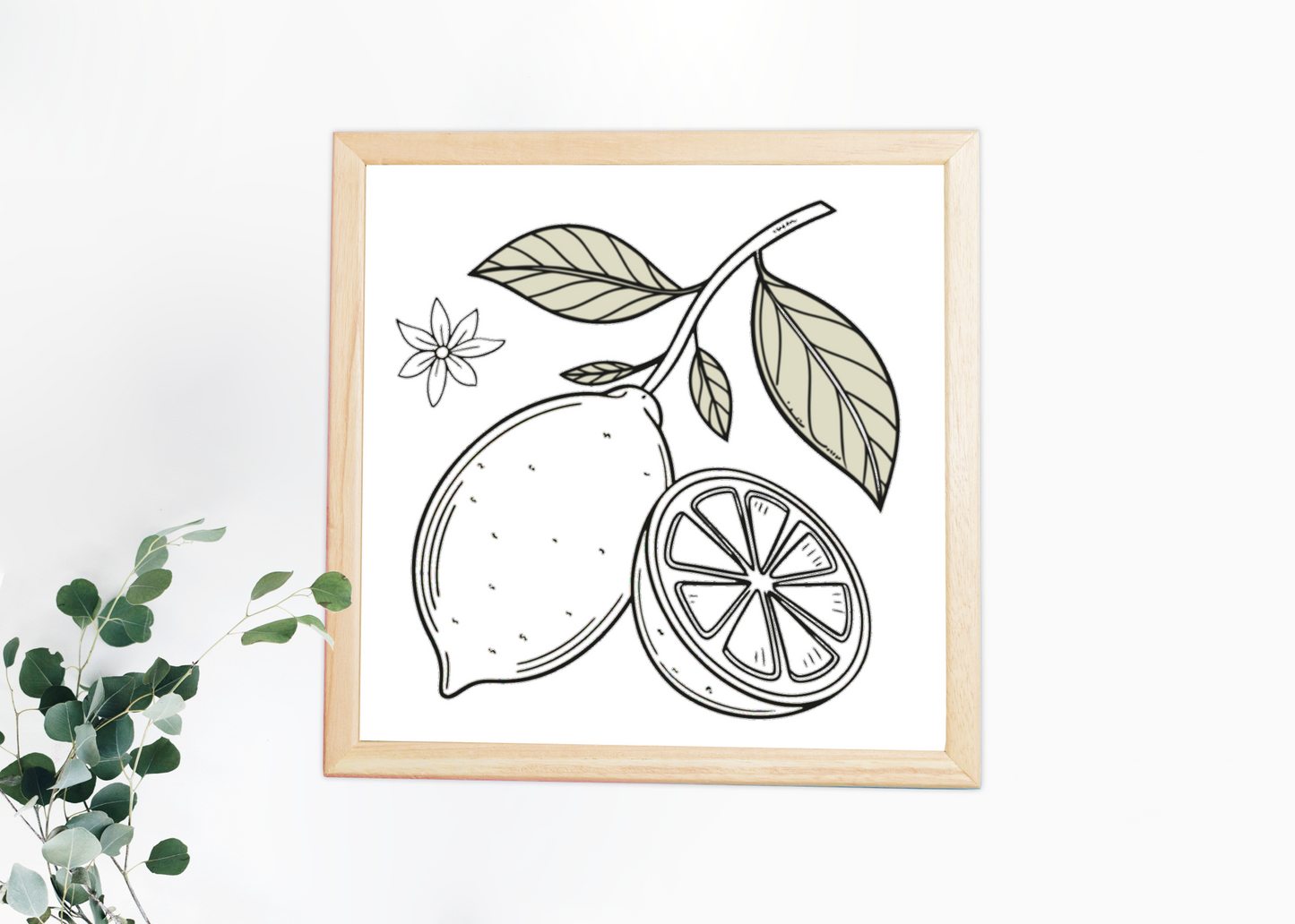 Cadre décoratif avec citron minimaliste sur fond blanc en ambiance estivale