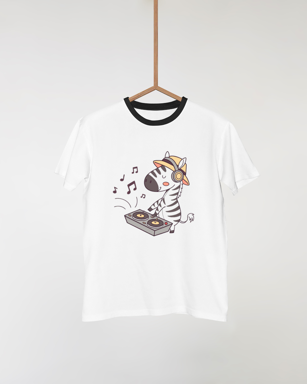 T-shirt avec dessin Zèbre DJ style doodle pour un look de fête musicale amusant