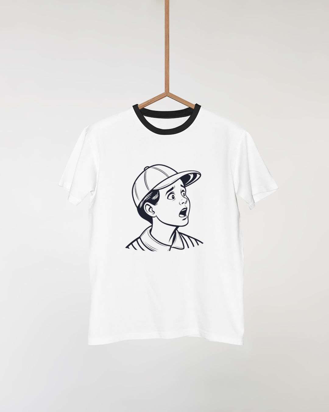 T-shirt avec garçon en casquette surpris dans un style minimaliste tendance