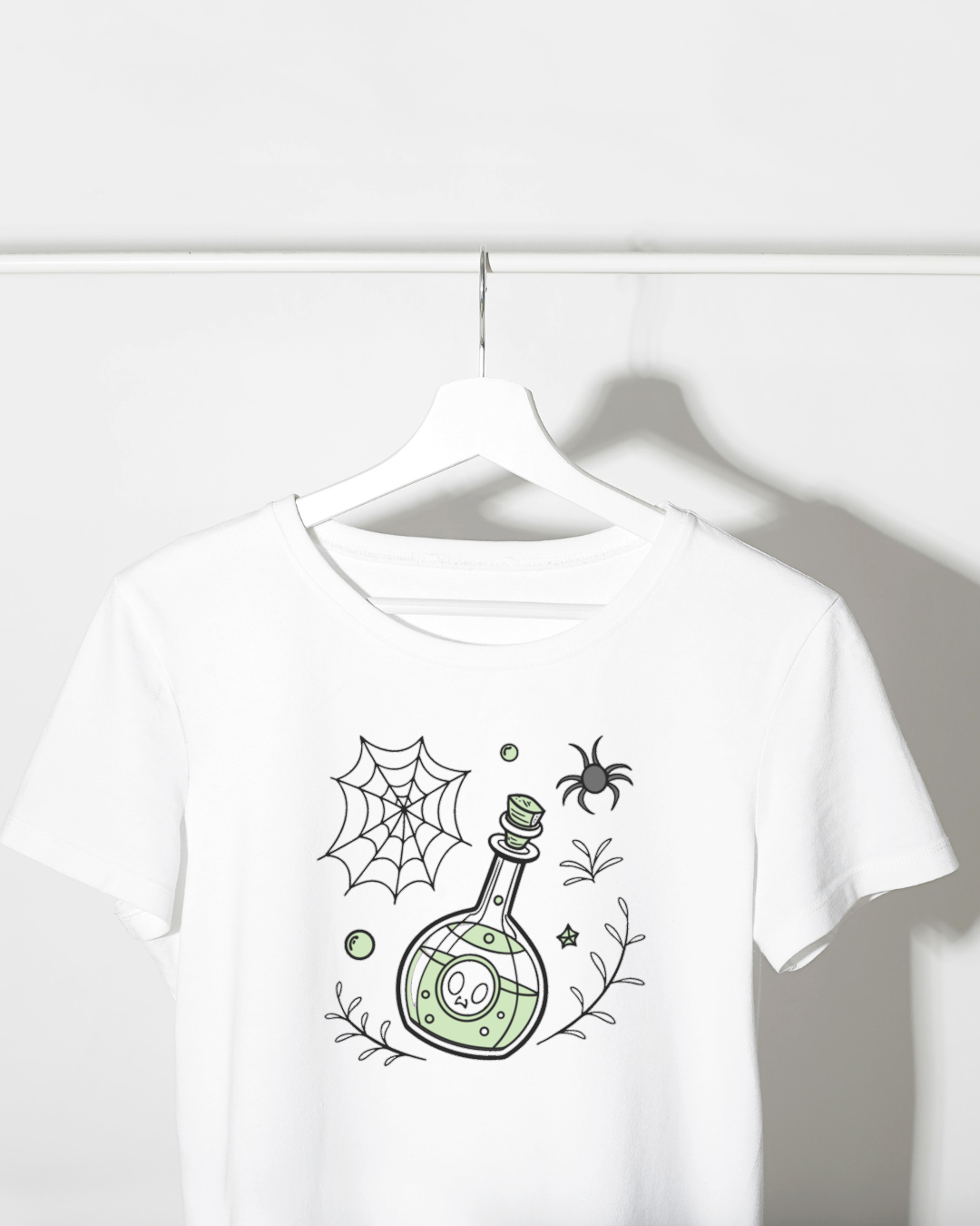 T-shirt Halloween avec motif mystique de potion magique en pleine effervescence