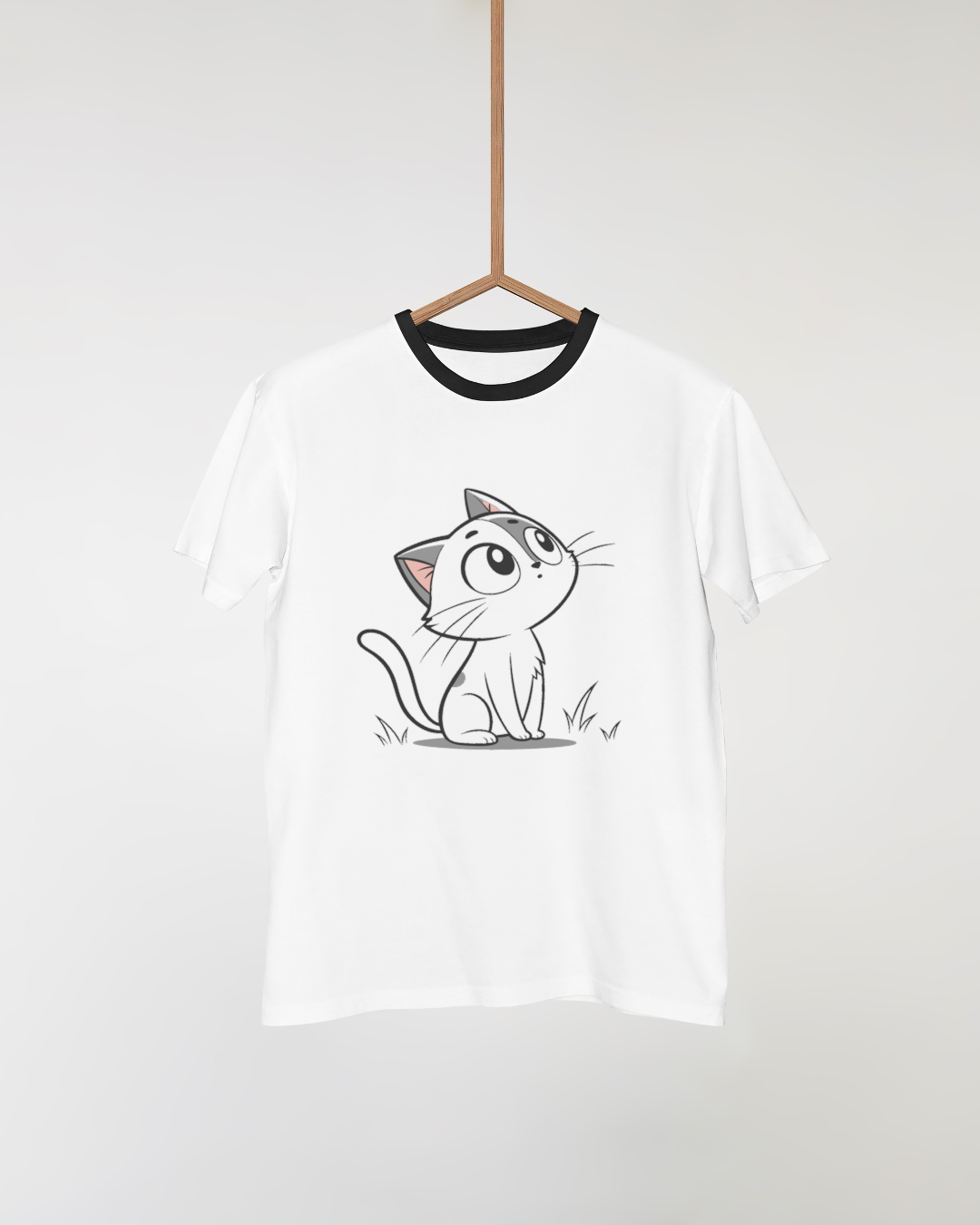 T-shirt avec chat curieux minimaliste sur fond nature, idéal pour les passionnés d’animaux