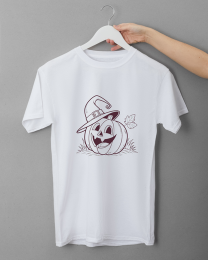 T-shirt Halloween avec citrouille riante monochrome dans un style fantaisiste