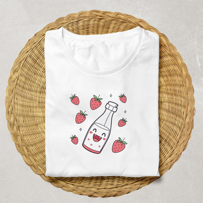 T-shirt avec motif kawaii fraisier souriant dans un style fruité et lumineux