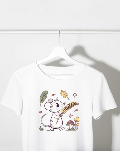T-shirt avec souris stylisée et épis sur fond forestier
