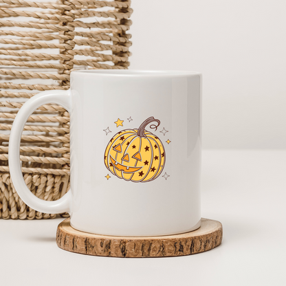 Mug festif avec citrouille joyeuse, style éclatant et thème Halloween