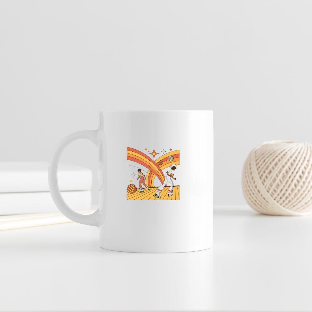 Visuel de roller disco vintage sur mug, amenant une touche rétro.