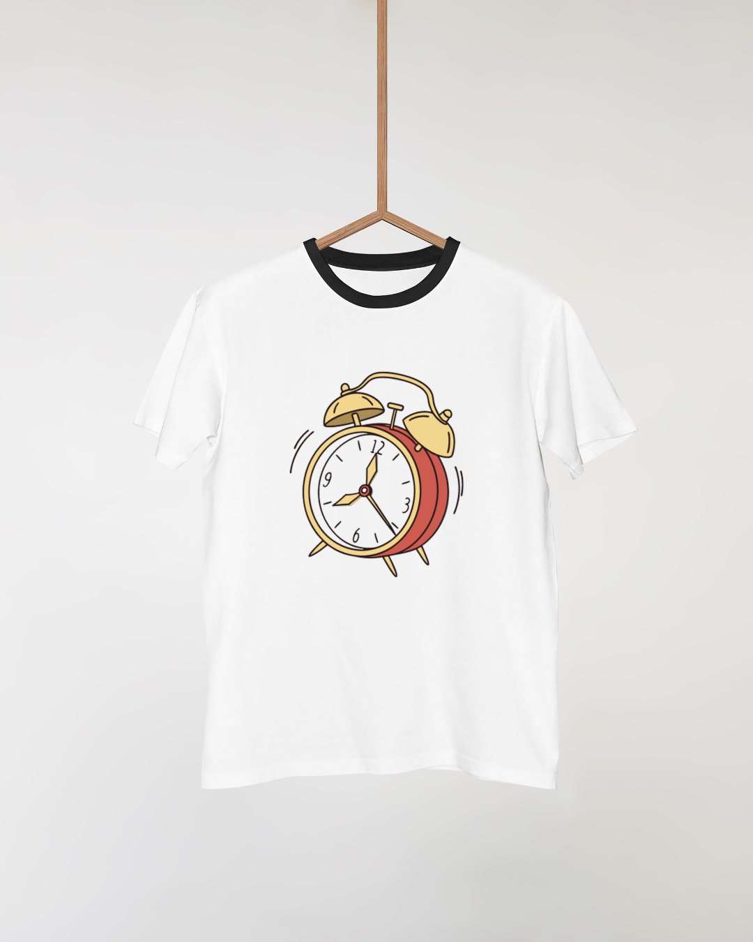 T-shirt dynamique au style doodle avec icône de réveil coloré en action
