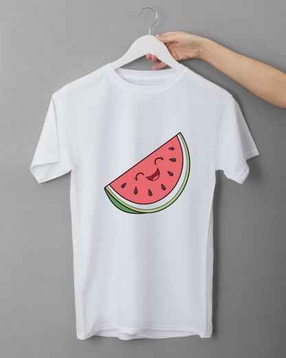 T-shirt avec pastèque kawaii souriante dans un style estival éclatant