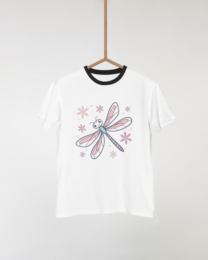 T-shirt avec libellule pastel joyeuse en thème nature, parfait pour les amateurs d'insectes