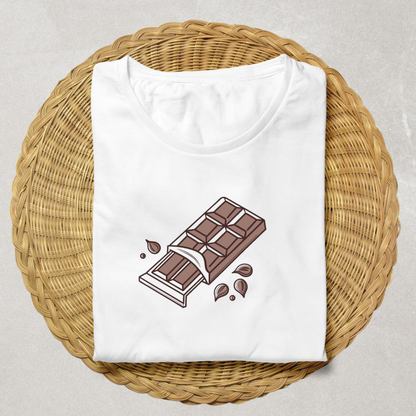 T-shirt avec design doodle gourmand tablette de chocolat ouverte