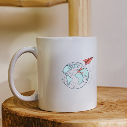 Mug avec icône globe et avion en papier minimaliste pour les amateurs de voyage