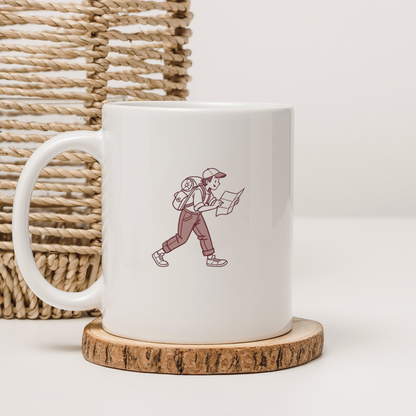 Randonneur Curieux | Style Vintage SVG | Aventure Nature