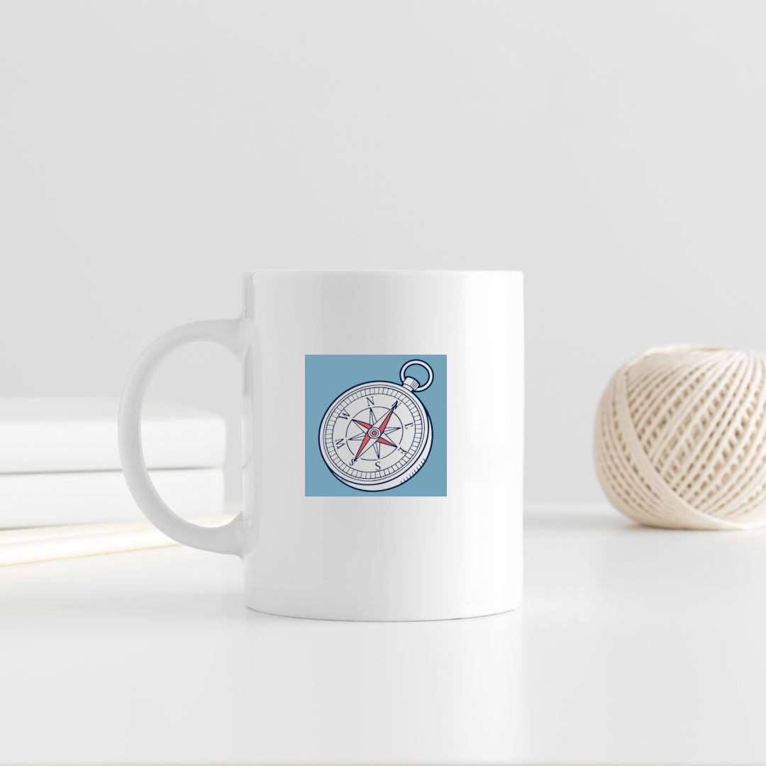Mug avec boussole vintage infusant l'esprit d'exploration maritime