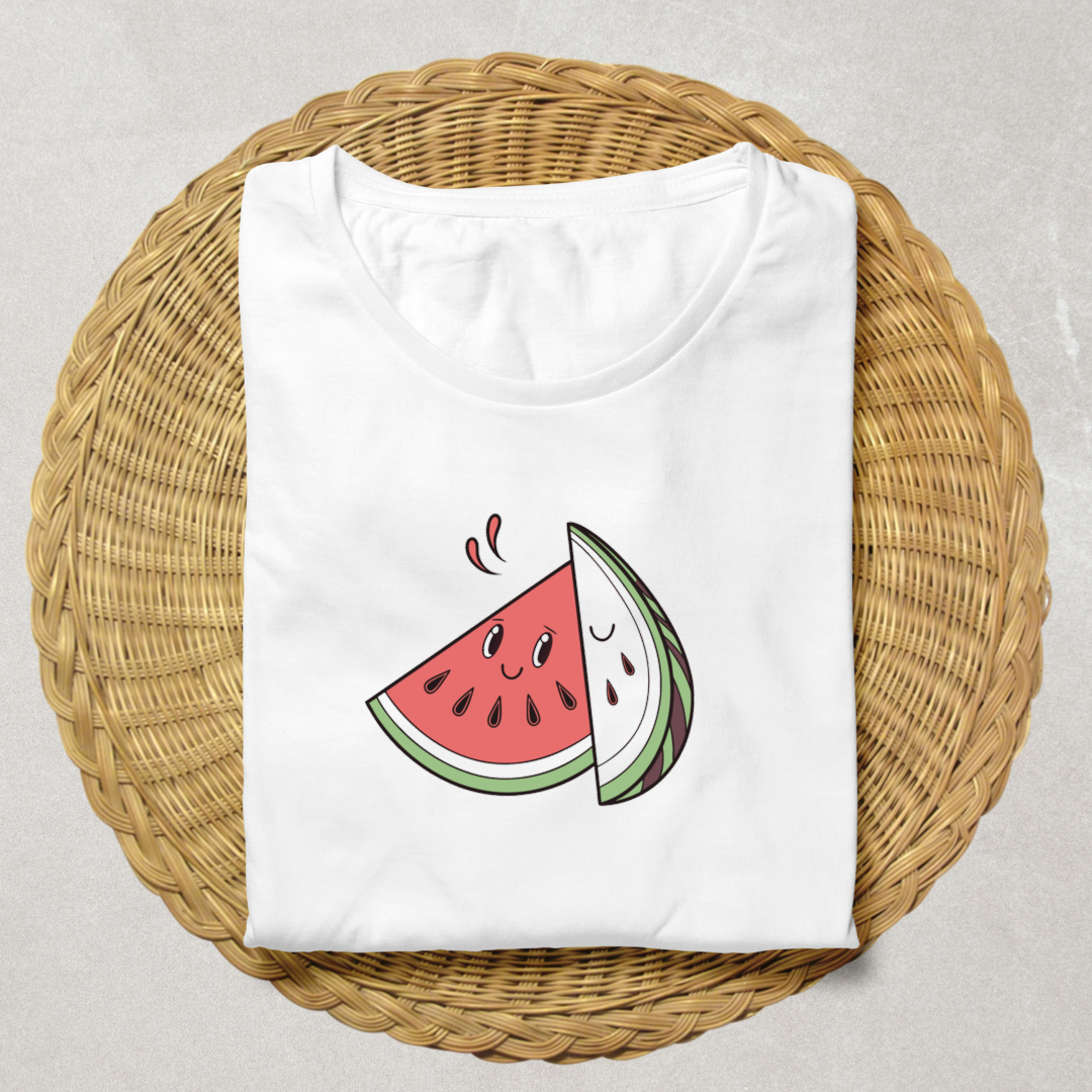 T-shirt estival orné d'une pastèque kawaii souriante, idéal pour l'été