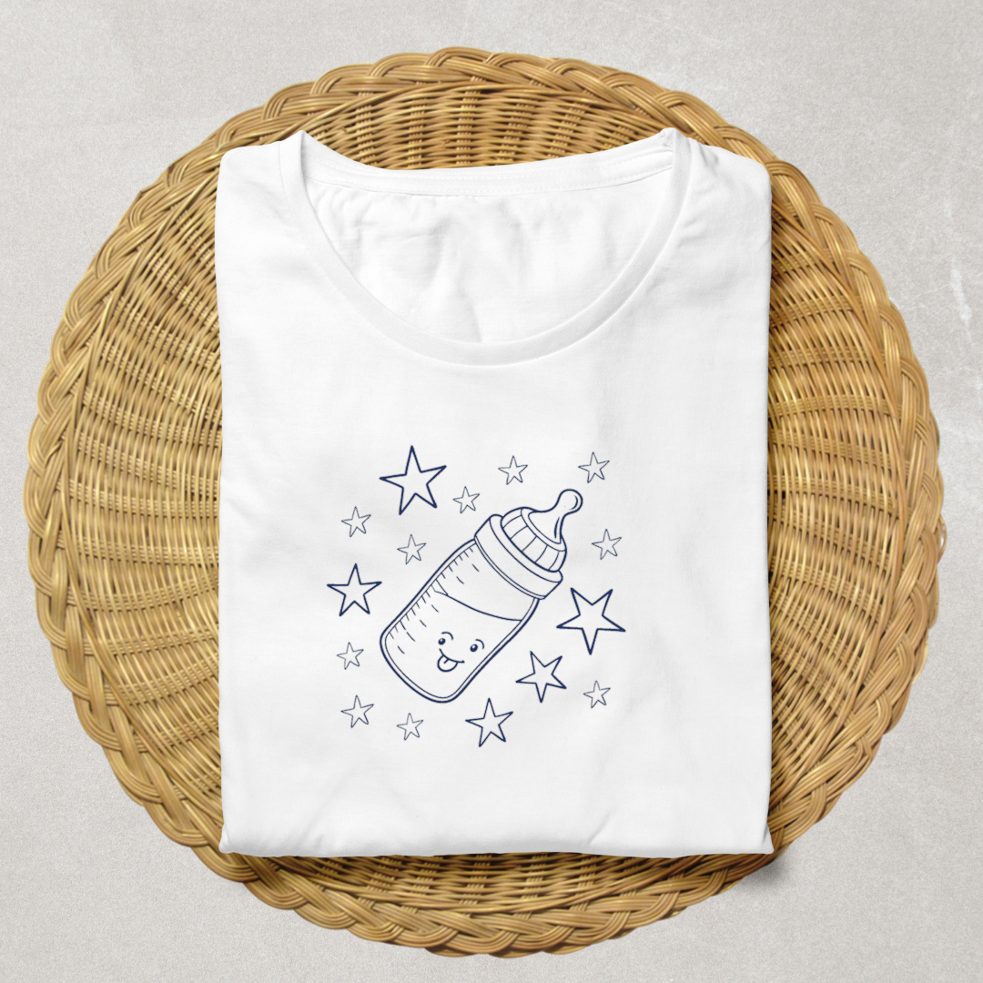 T-shirt avec motif biberon étoiles, parfait pour enfants