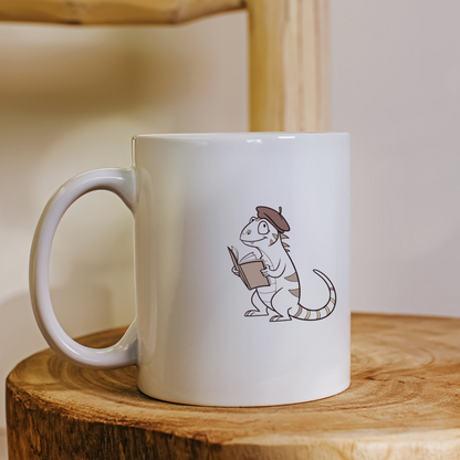 Mug avec lézard lettré en béret dans un design élégant axé sur l'éducation