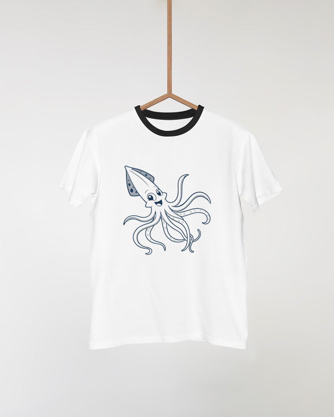 T-shirt avec un calmar souriant style doodle marin pour thème océan