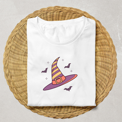 T-shirt affiche un chapeau de sorcière flottant style mystique pour Halloween