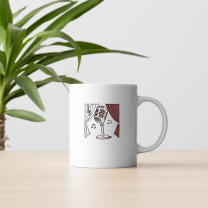 Mug avec illustration vectorielle d'un micro rétro, style classique musical