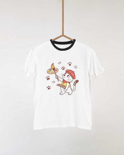 T-shirt avec un chat artiste joyeux coloré dans un style vectoriel et créatif