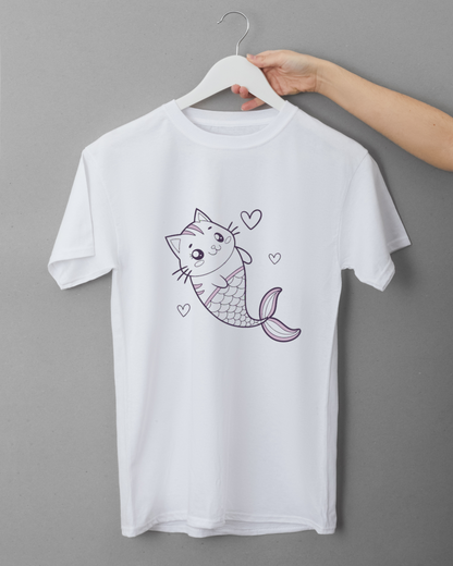 T-shirt graphique avec un chat sirène joyeux en style cartoon marin