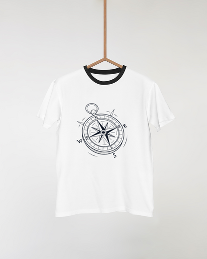 T-shirt avec motif antique de boussole pour les amateurs de voyages aventureux