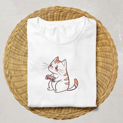 T-shirt avec chat kawaii joueur, ambiance détente et gaming fun