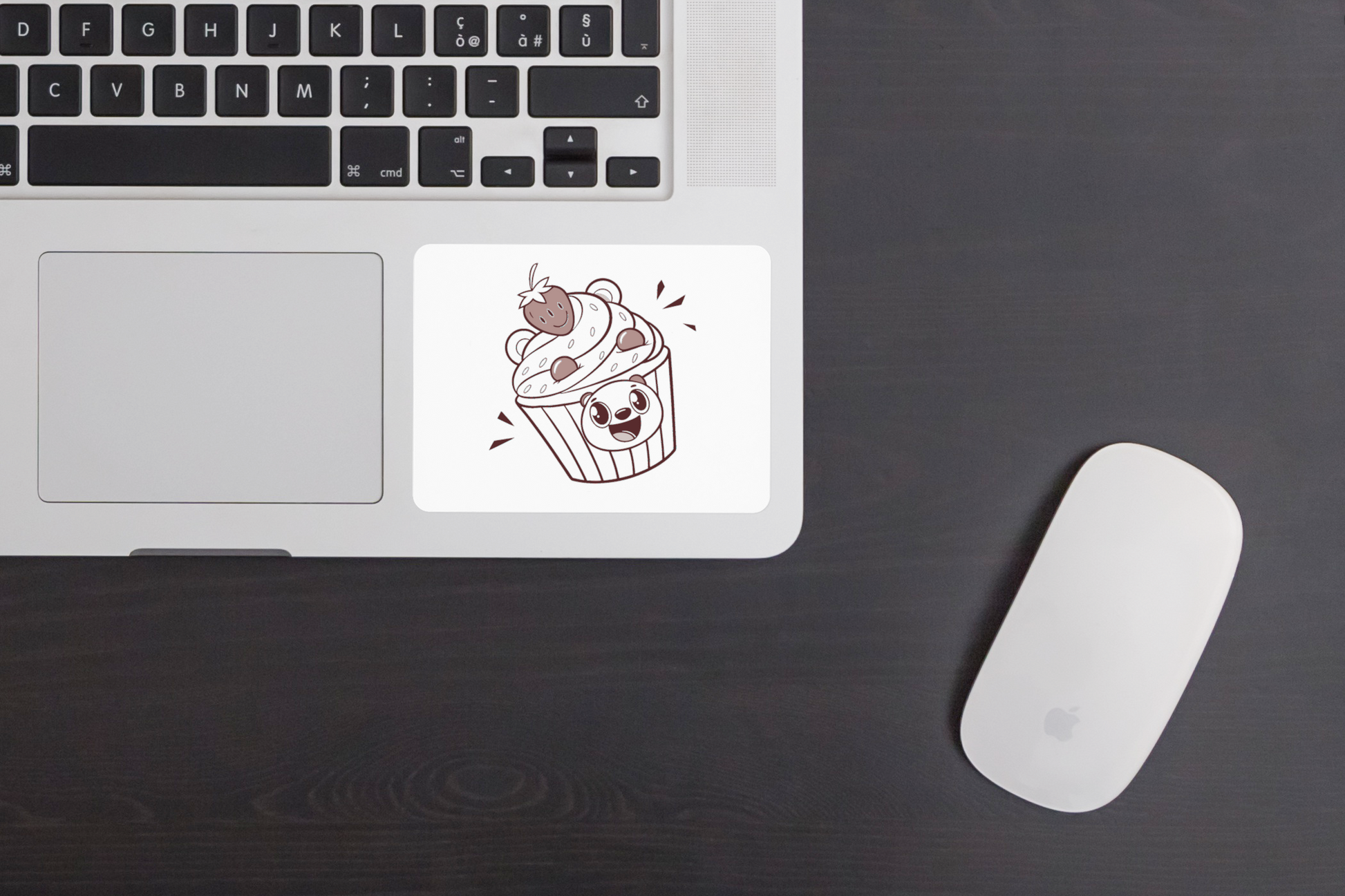 Sticker enfantin avec panda joyeux sur cupcake dans un style doodle coloré