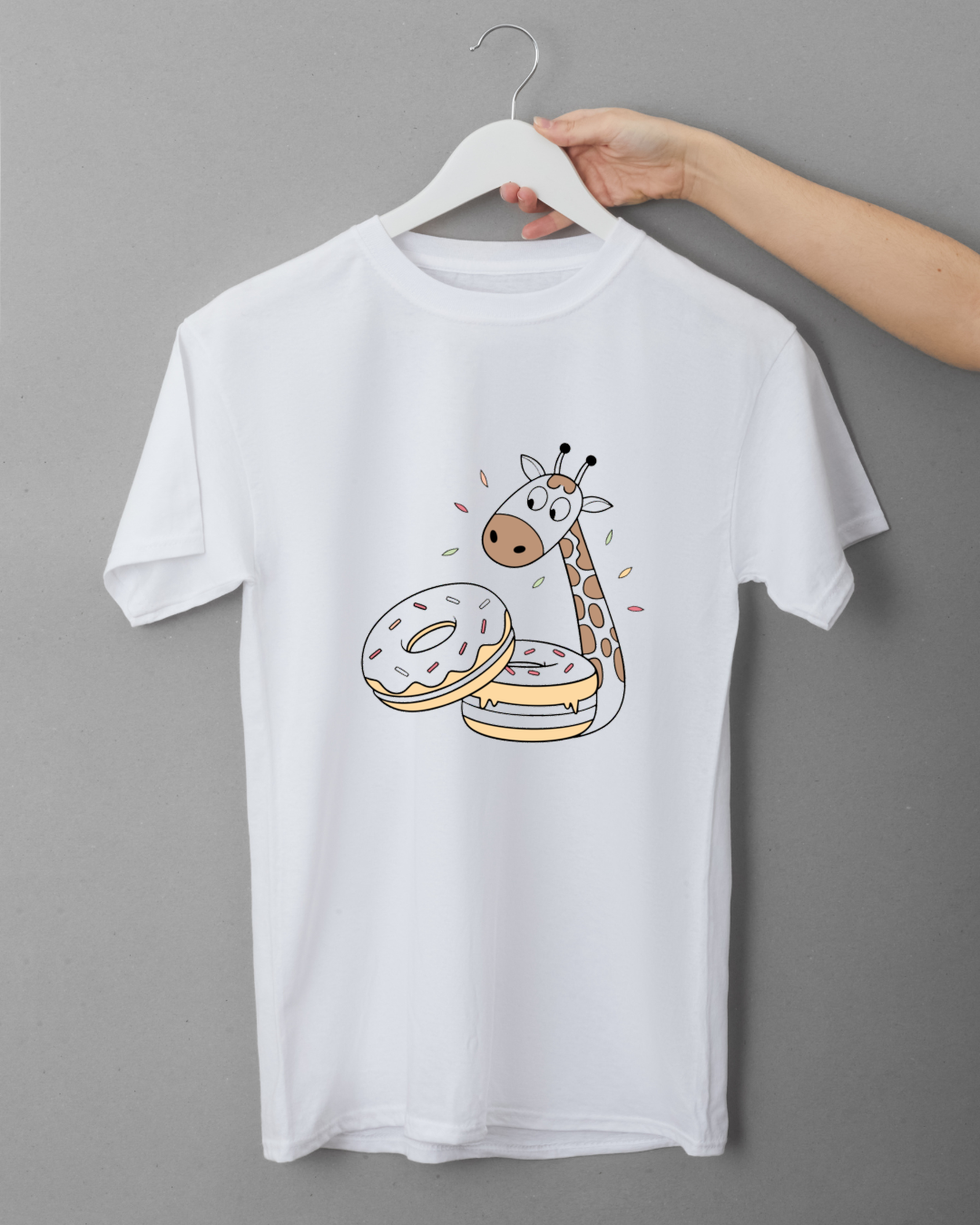 T-shirt avec motif girafe gourmande sur fond ligné thème pâtisserie attrayant