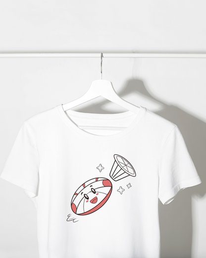 T-shirt sur lequel est imprimée une bouée joyeuse en vol style pastel maritime