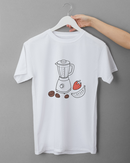 T-shirt avec design culinaire créatif mis en scène sur fond neutre