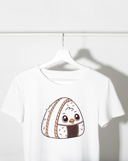 T-shirt avec oiseau kawaii et onigiri pour thème gourmand coloré et moderne